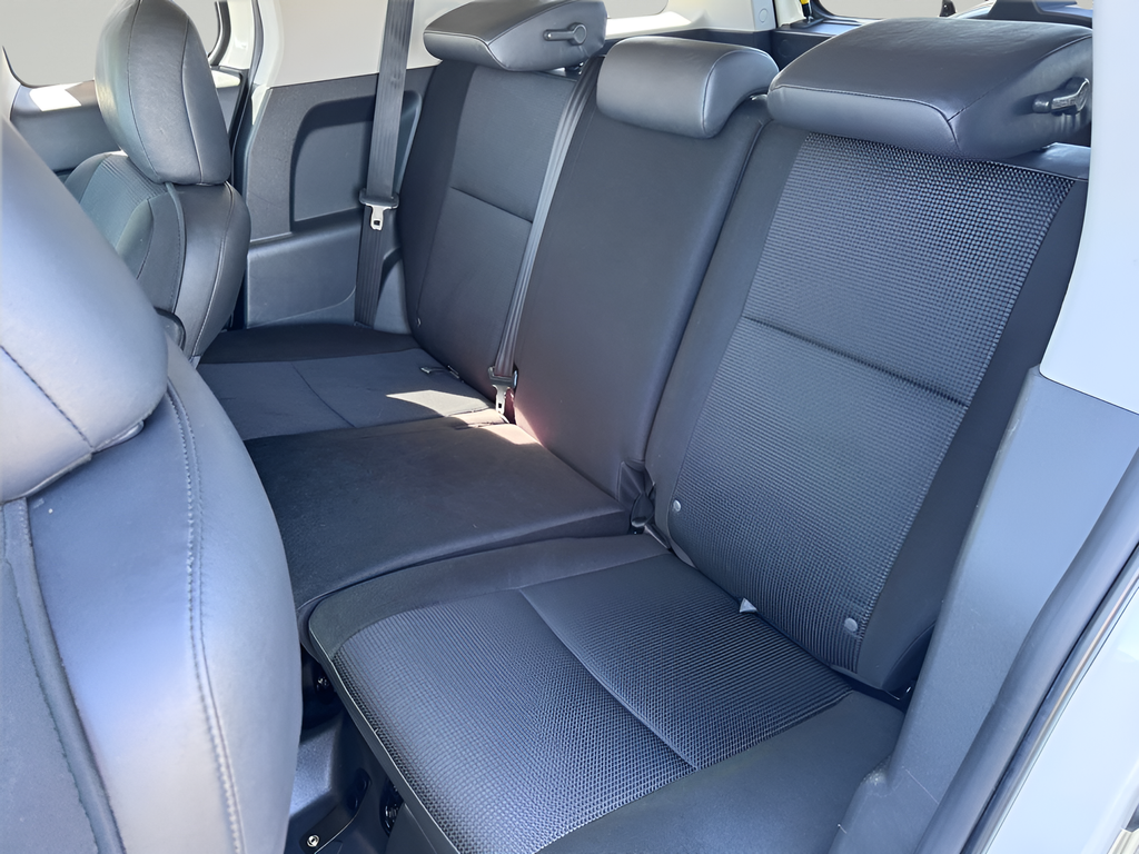 2013 Toyota FJ Cruiser Base