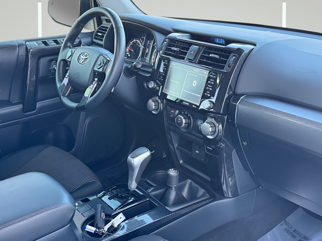 2024 Toyota 4Runner TRD Off-Road