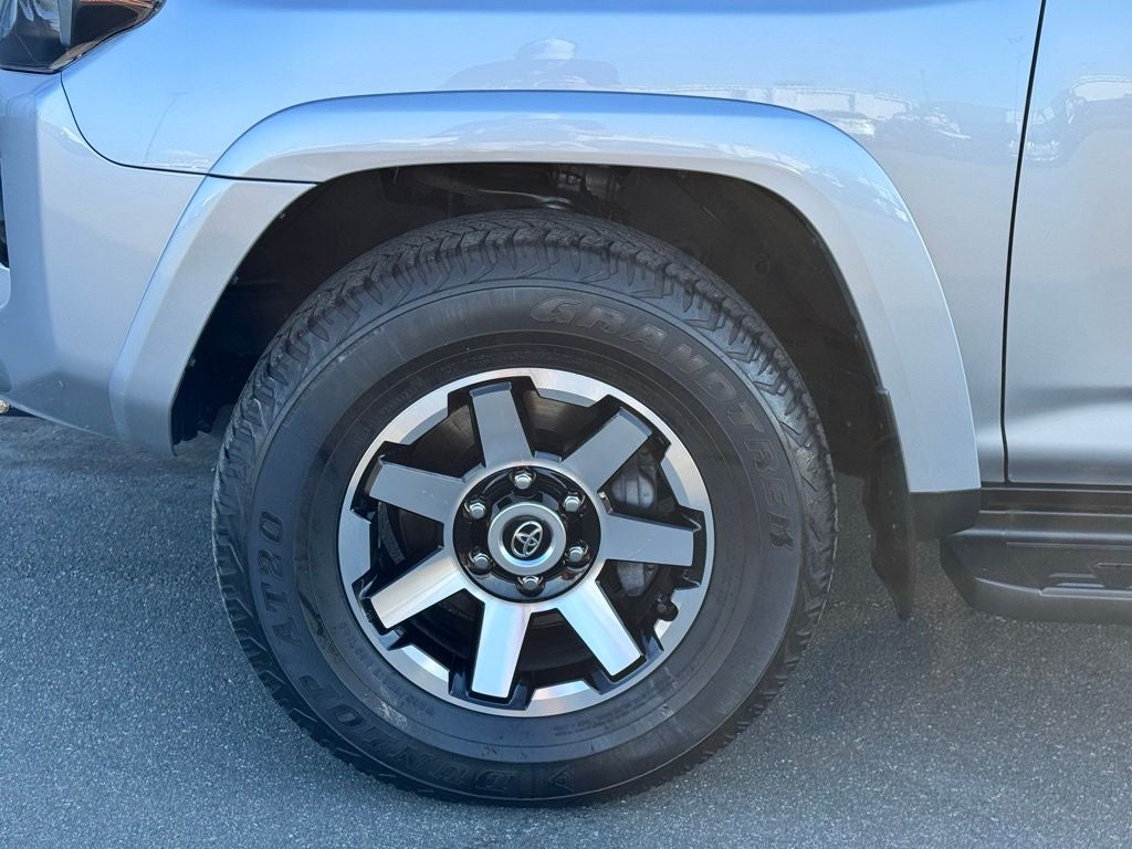 2024 Toyota 4Runner TRD Off-Road