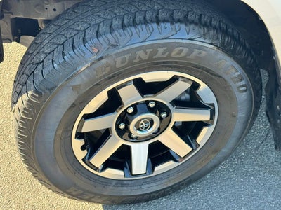 2024 Toyota 4Runner TRD Off-Road