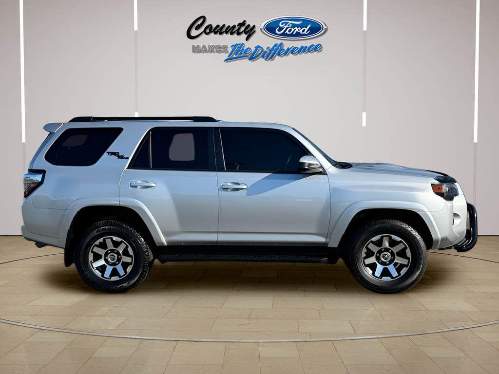 2024 Toyota 4Runner TRD Off-Road