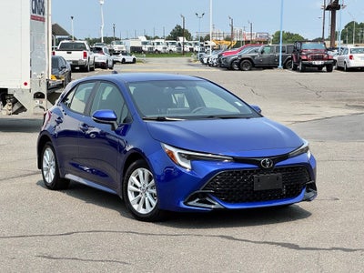 2025 Toyota Corolla Hatchback SE