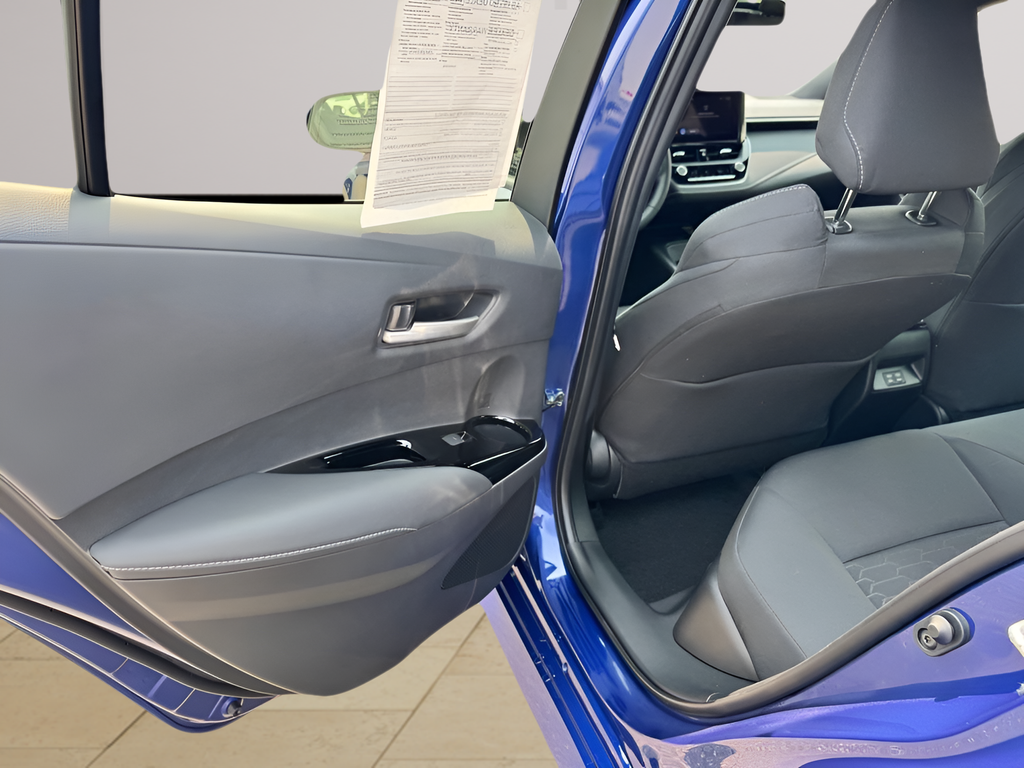 2025 Toyota Corolla Hatchback SE