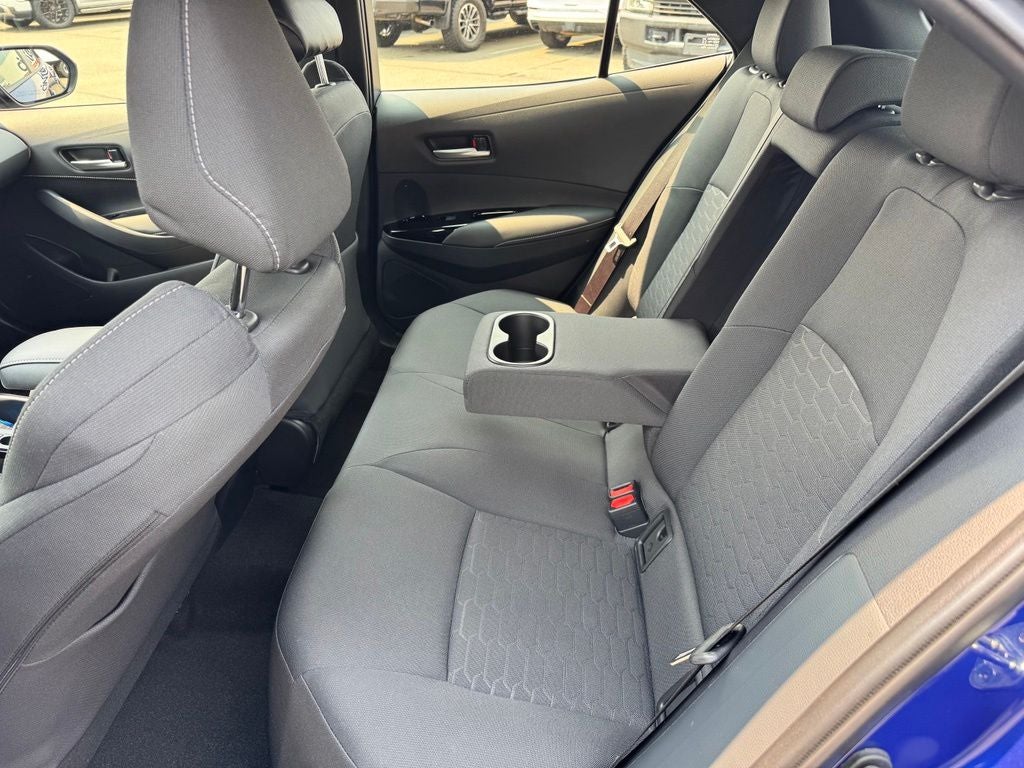 2025 Toyota Corolla Hatchback SE