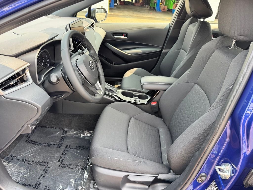 2025 Toyota Corolla Hatchback SE