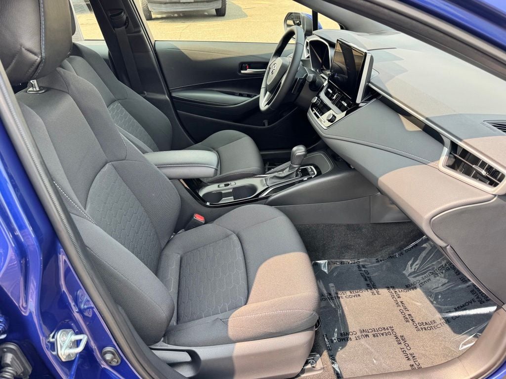 2025 Toyota Corolla Hatchback SE