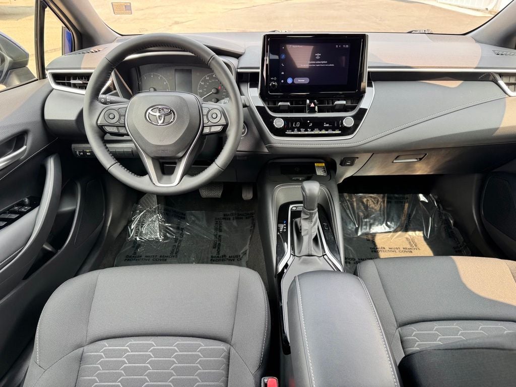 2025 Toyota Corolla Hatchback SE