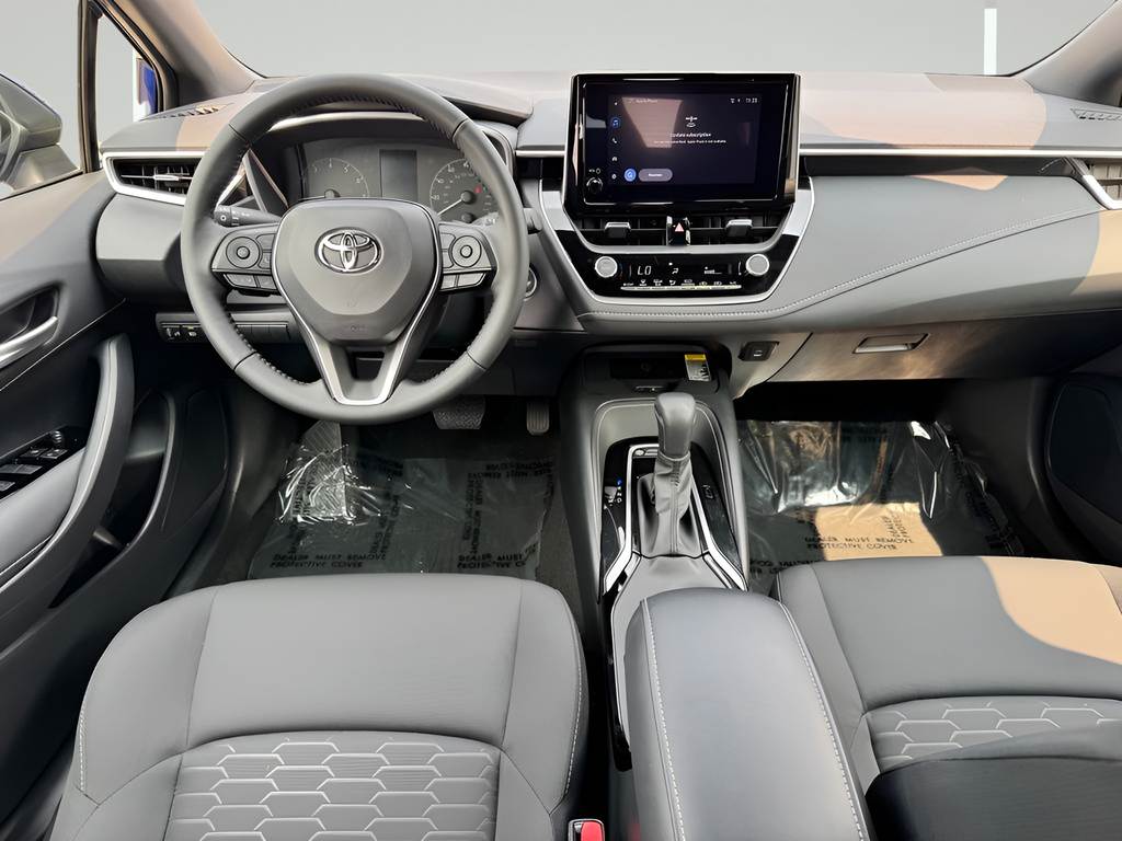 2025 Toyota Corolla Hatchback SE