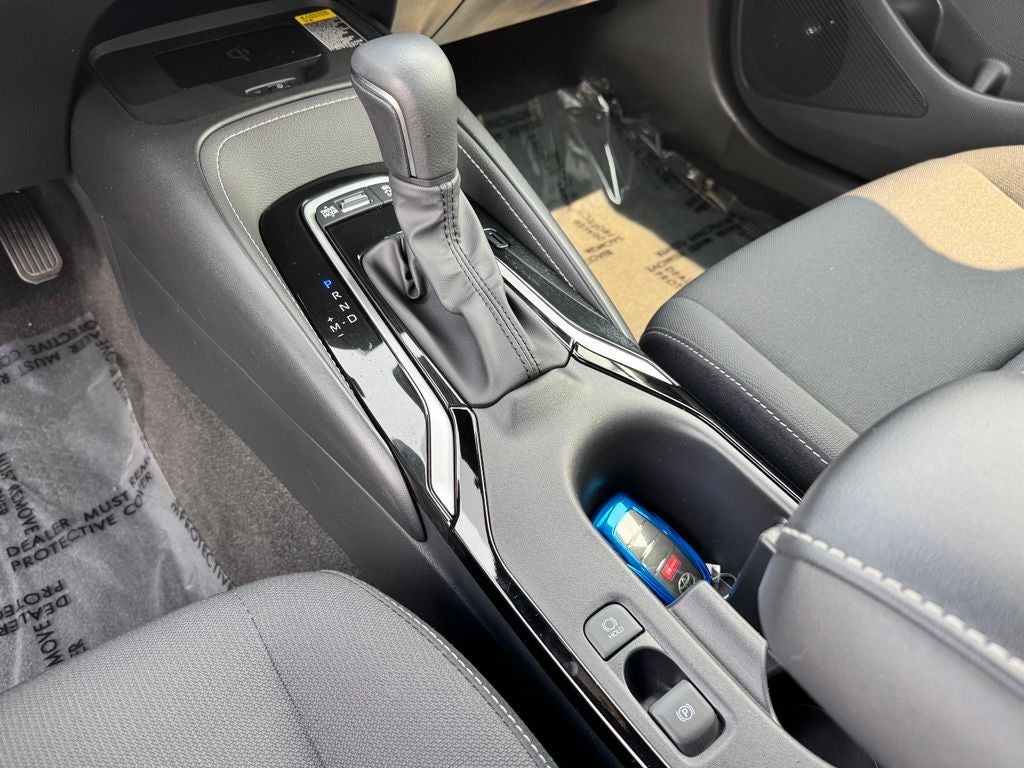 2025 Toyota Corolla Hatchback SE
