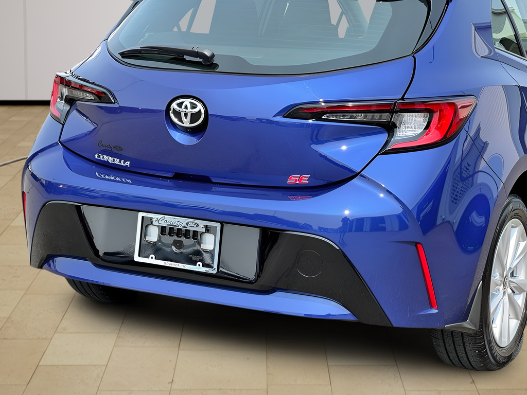 2025 Toyota Corolla Hatchback SE