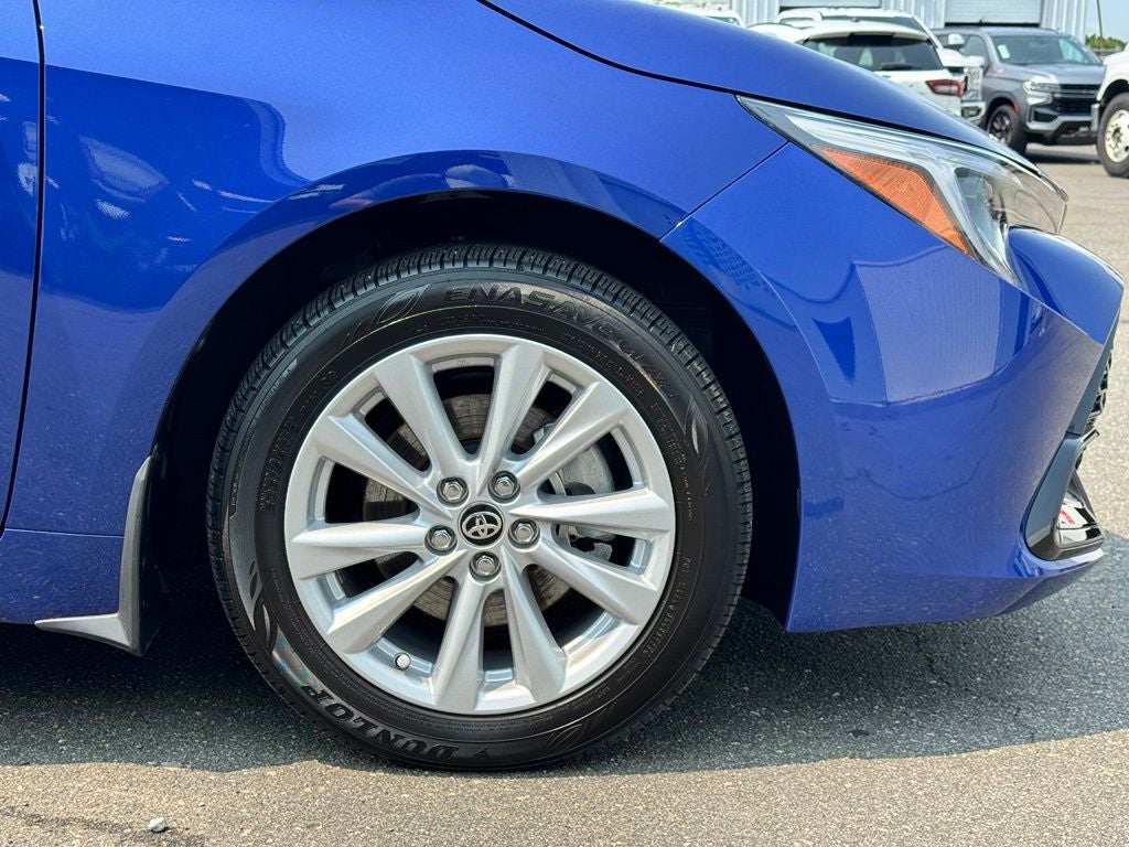 2025 Toyota Corolla Hatchback SE