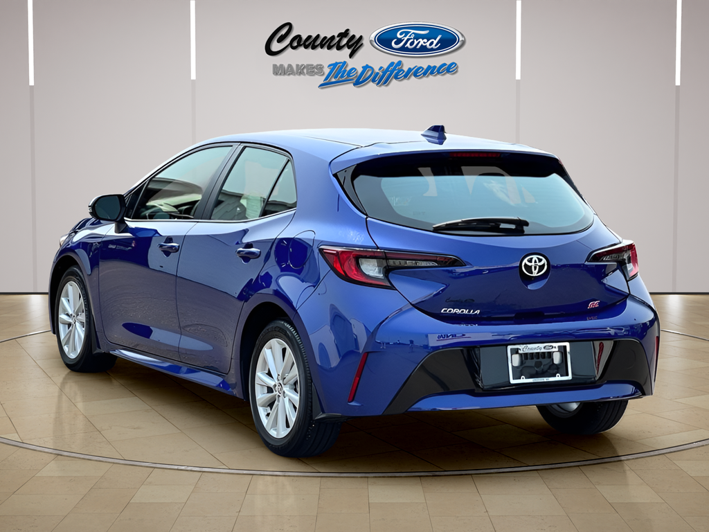 2025 Toyota Corolla Hatchback SE