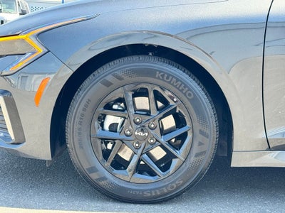 2025 Kia K5 LXS
