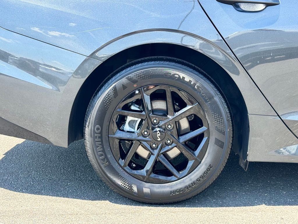2025 Kia K5 LXS