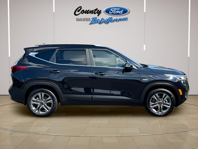 2023 Kia Seltos S