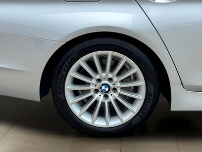 2011 BMW 5 Series 535i