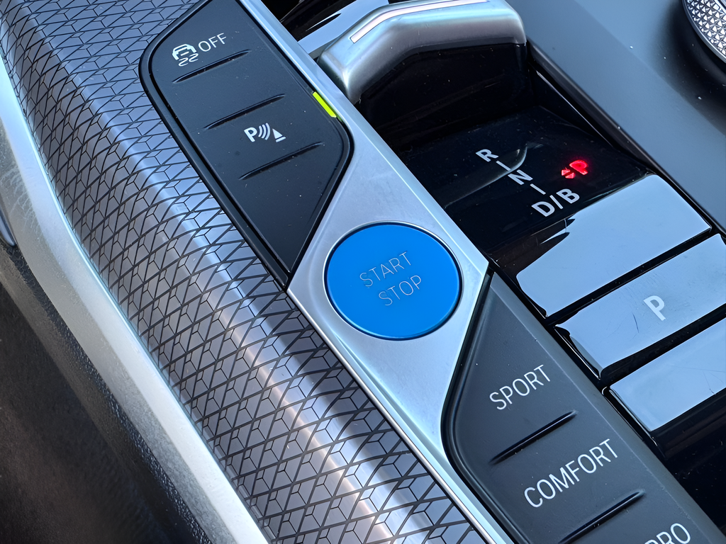 2025 BMW i4 eDrive40