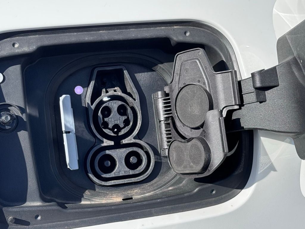 2025 BMW i4 eDrive40