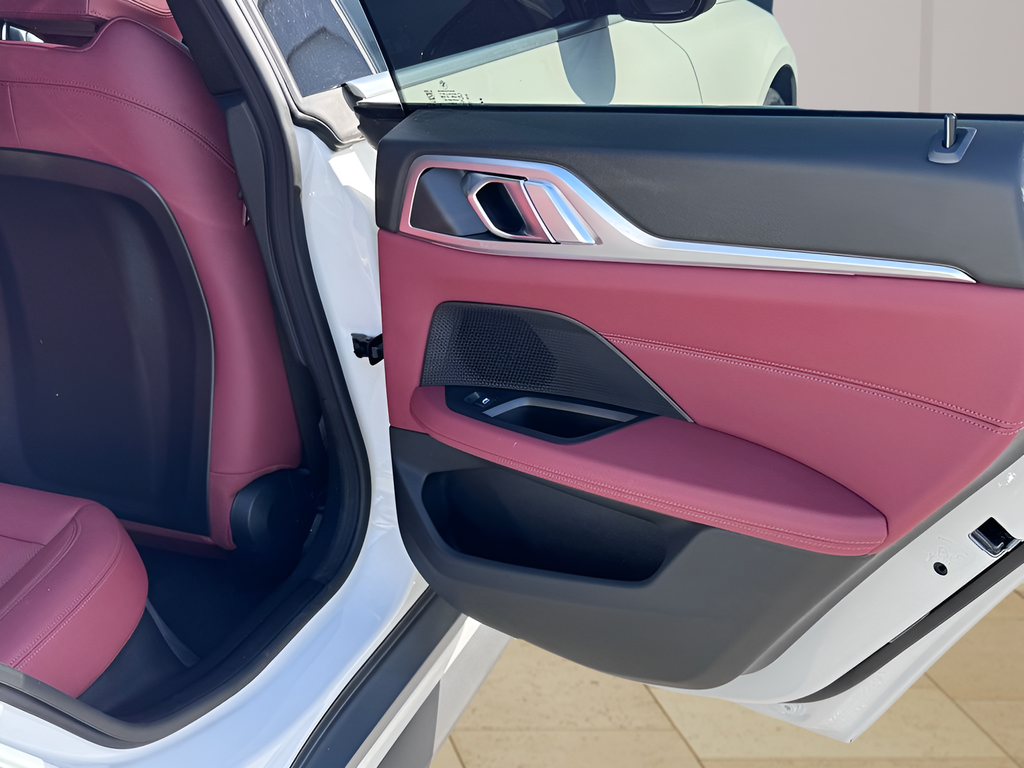 2025 BMW i4 eDrive40