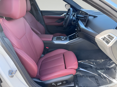 2025 BMW i4 eDrive40