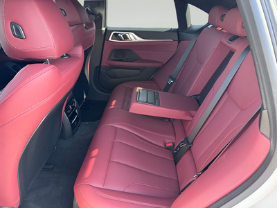 2025 BMW i4 eDrive40