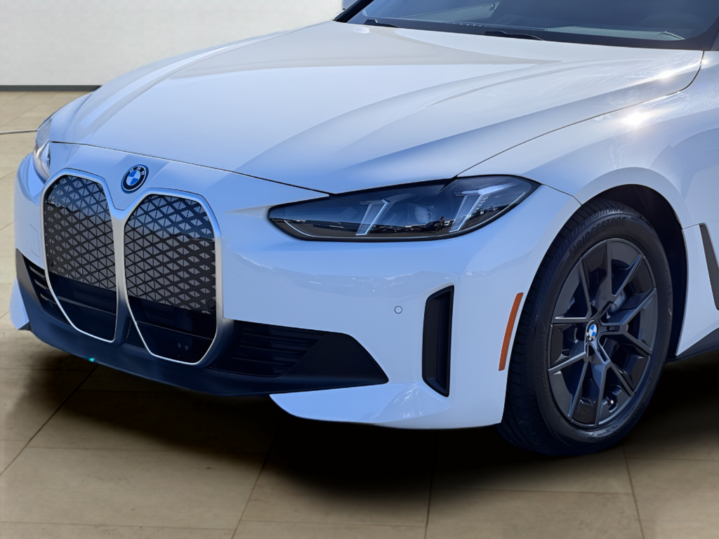 2025 BMW i4 eDrive40