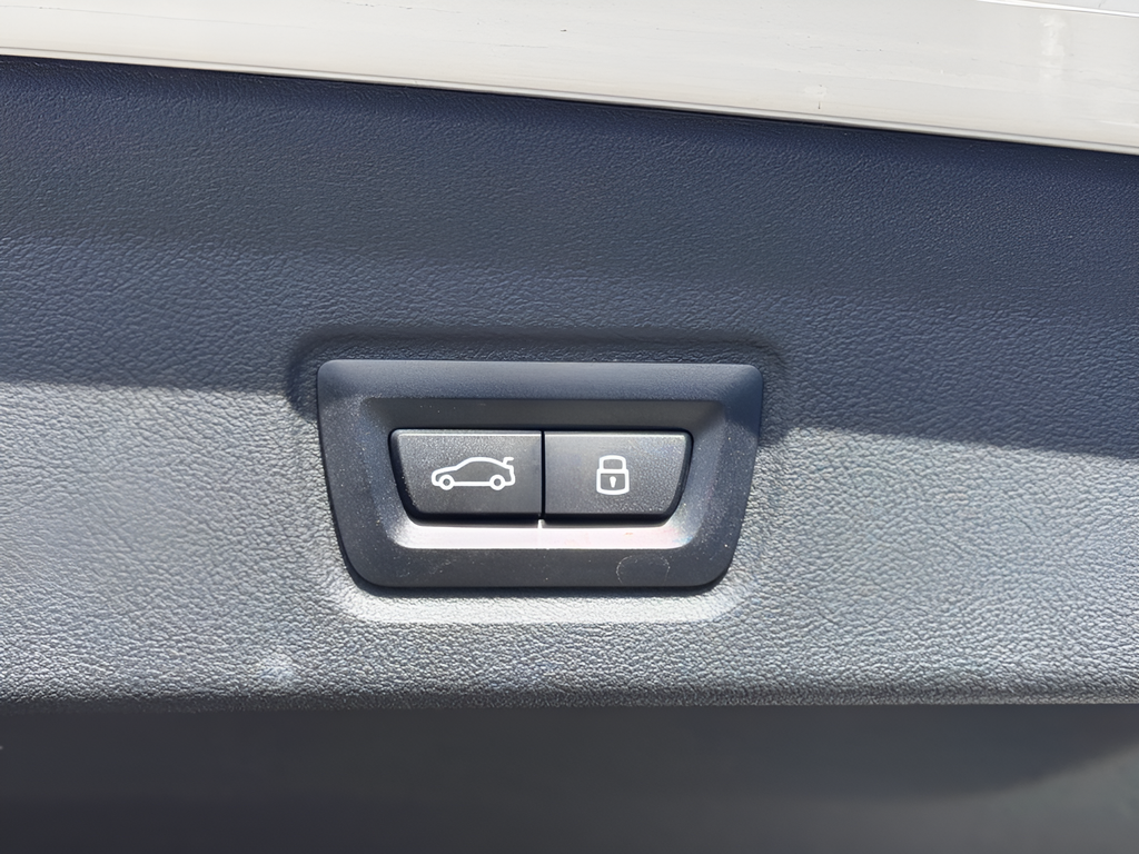 2025 BMW i4 eDrive40