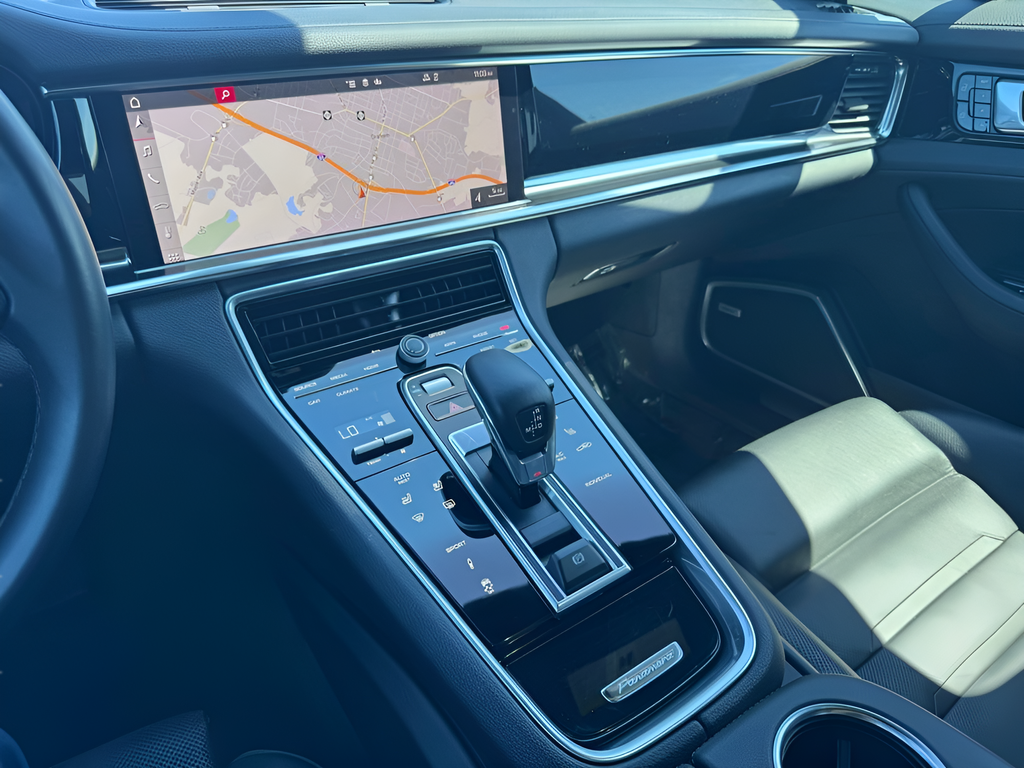 2021 Porsche Panamera Base