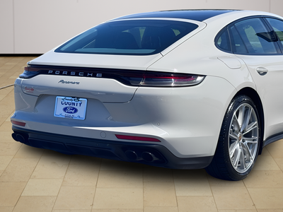 2021 Porsche Panamera Base