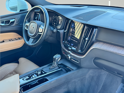 2021 Volvo XC60 T5 Inscription