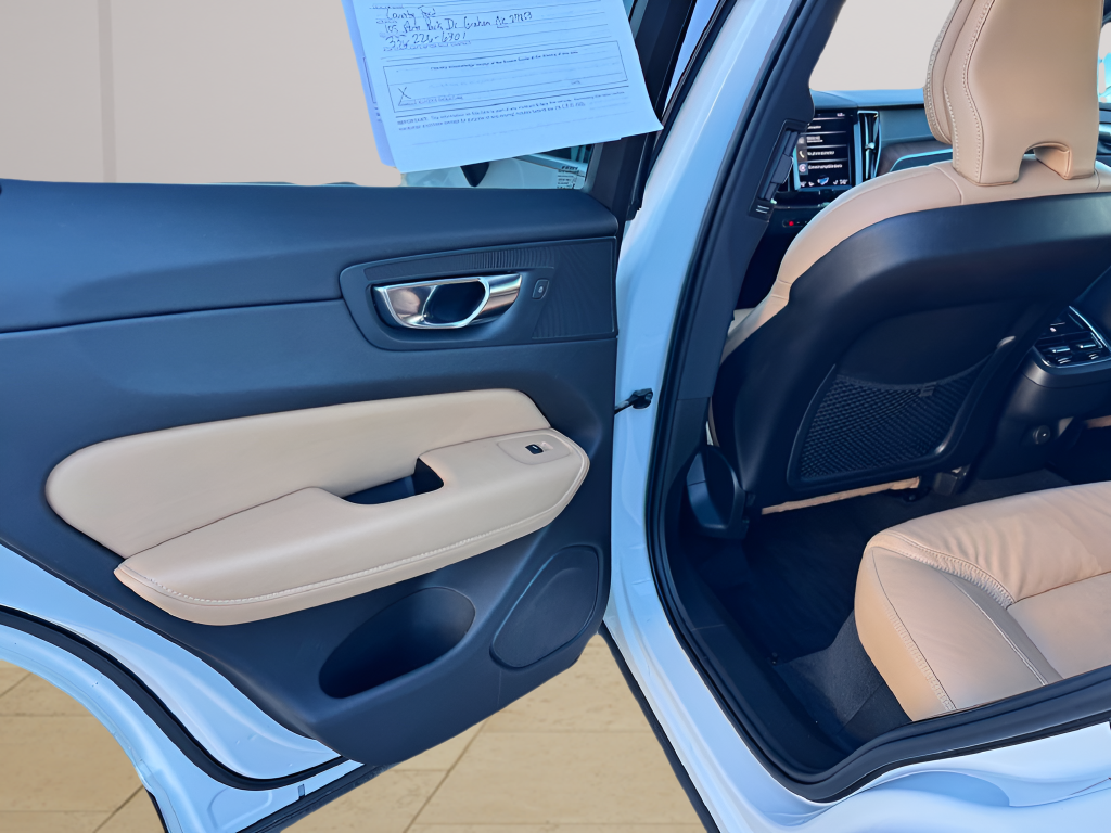 2021 Volvo XC60 T5 Inscription