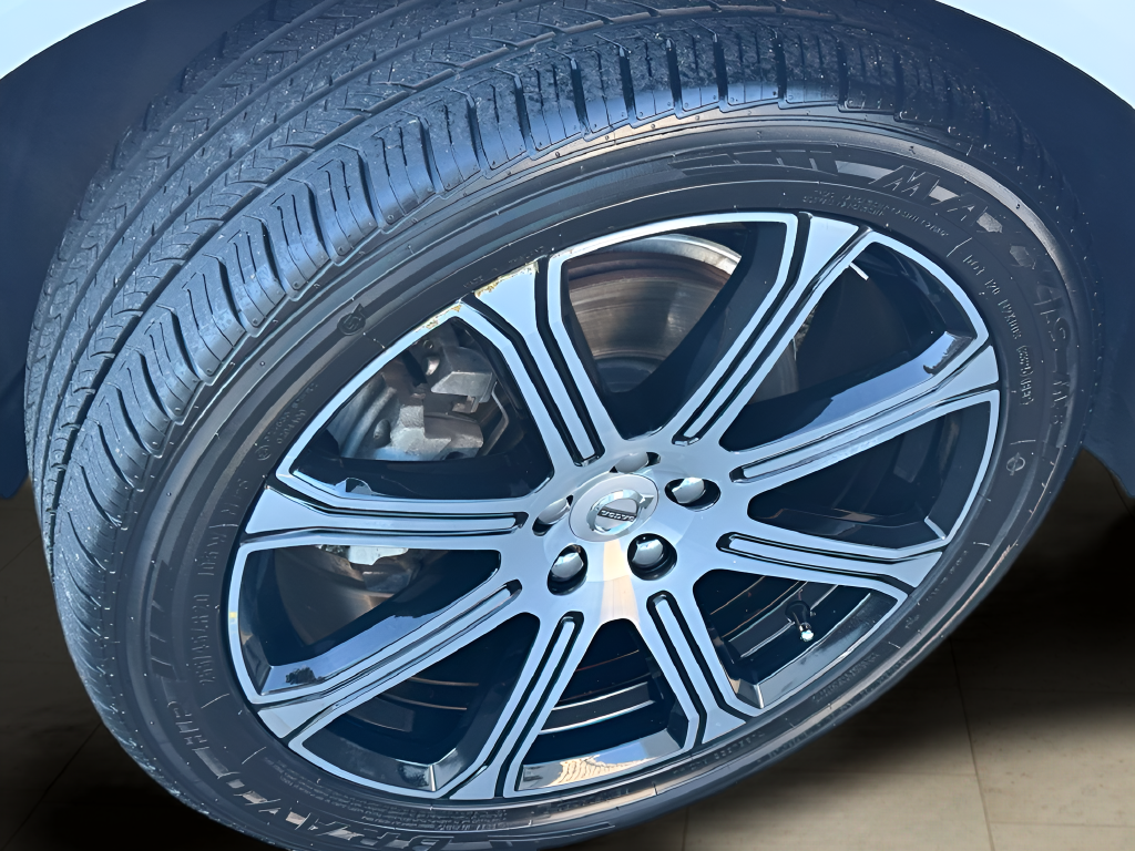 2021 Volvo XC60 T5 Inscription