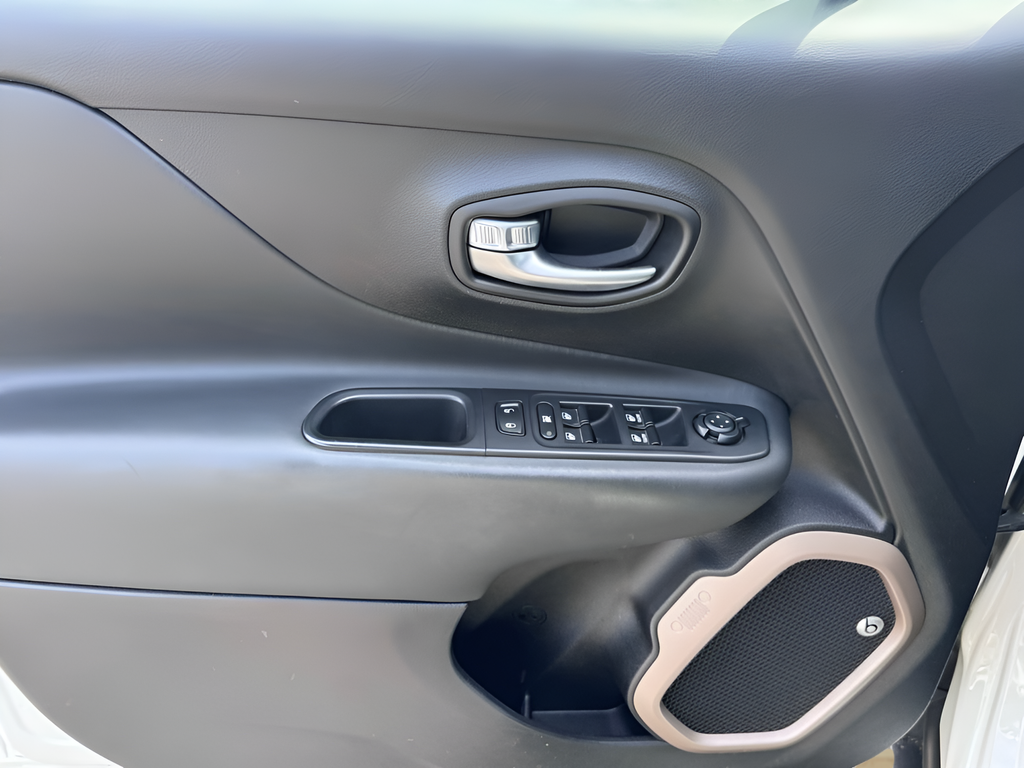 2016 Jeep Renegade Latitude 75th Anniversary Edition