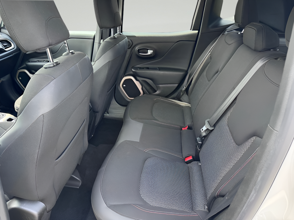 2016 Jeep Renegade Latitude 75th Anniversary Edition