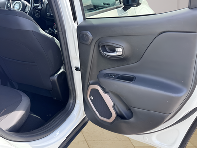 2016 Jeep Renegade Latitude 75th Anniversary Edition