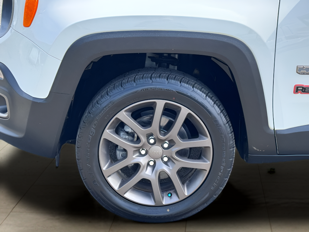 2016 Jeep Renegade Latitude 75th Anniversary Edition