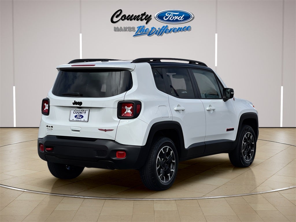 2023 Jeep Renegade Trailhawk