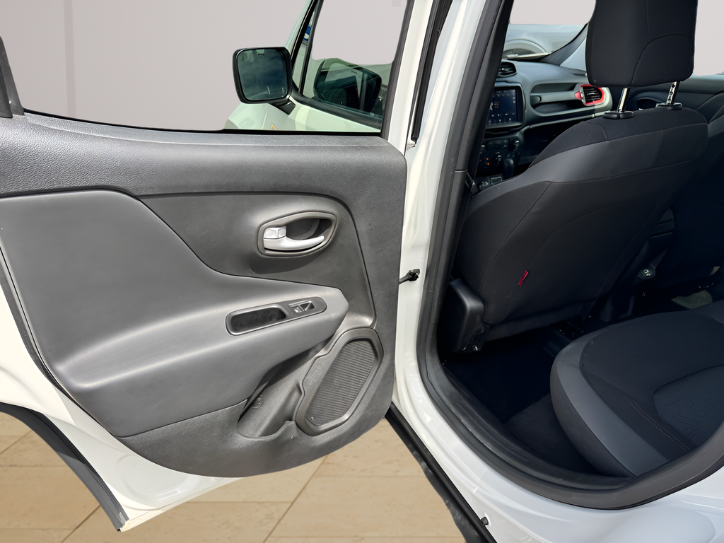 2023 Jeep Renegade Trailhawk