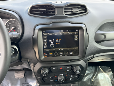 2023 Jeep Renegade Trailhawk